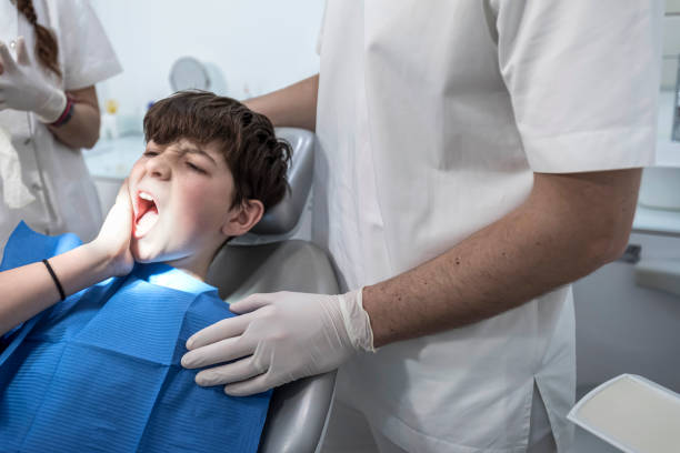 Best Emergency Treatment for Oral Infections in Akron, IN